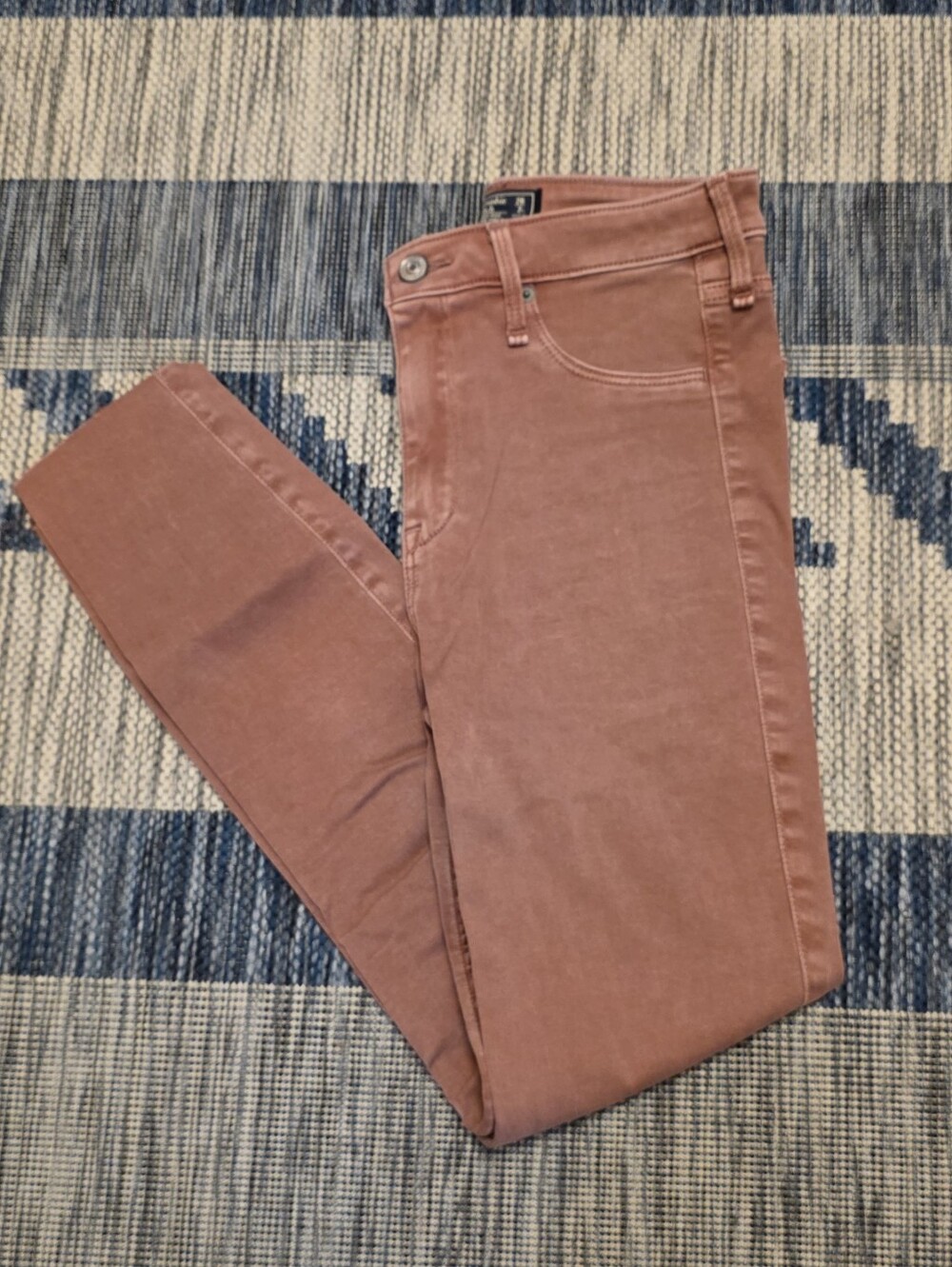 Abercrombie & Fitch Skinny Jeans in Dusty Rose Size 26